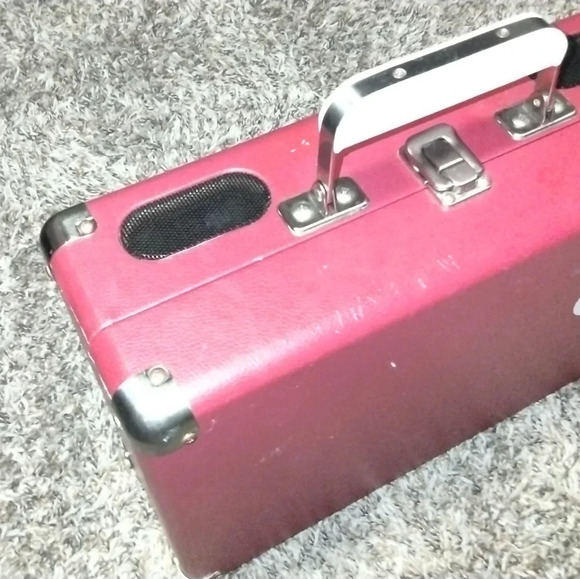 Capehart portable vinyl record player - Picture 6 of 6